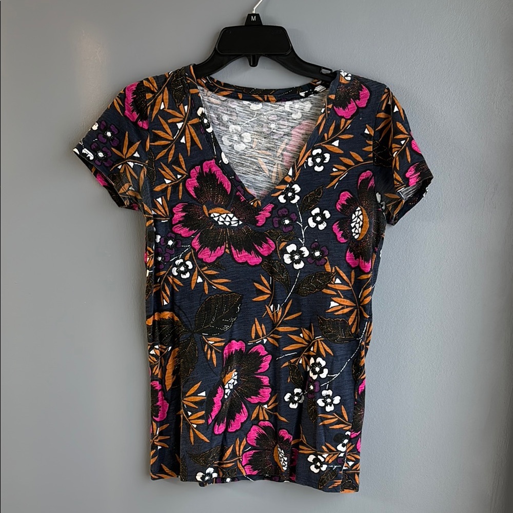 a new day Navy Pink and Gold V Neck Fitted Short Sleeve Tee